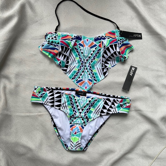 Geometric Multicolor Bikini Set - Picture 10 of 11